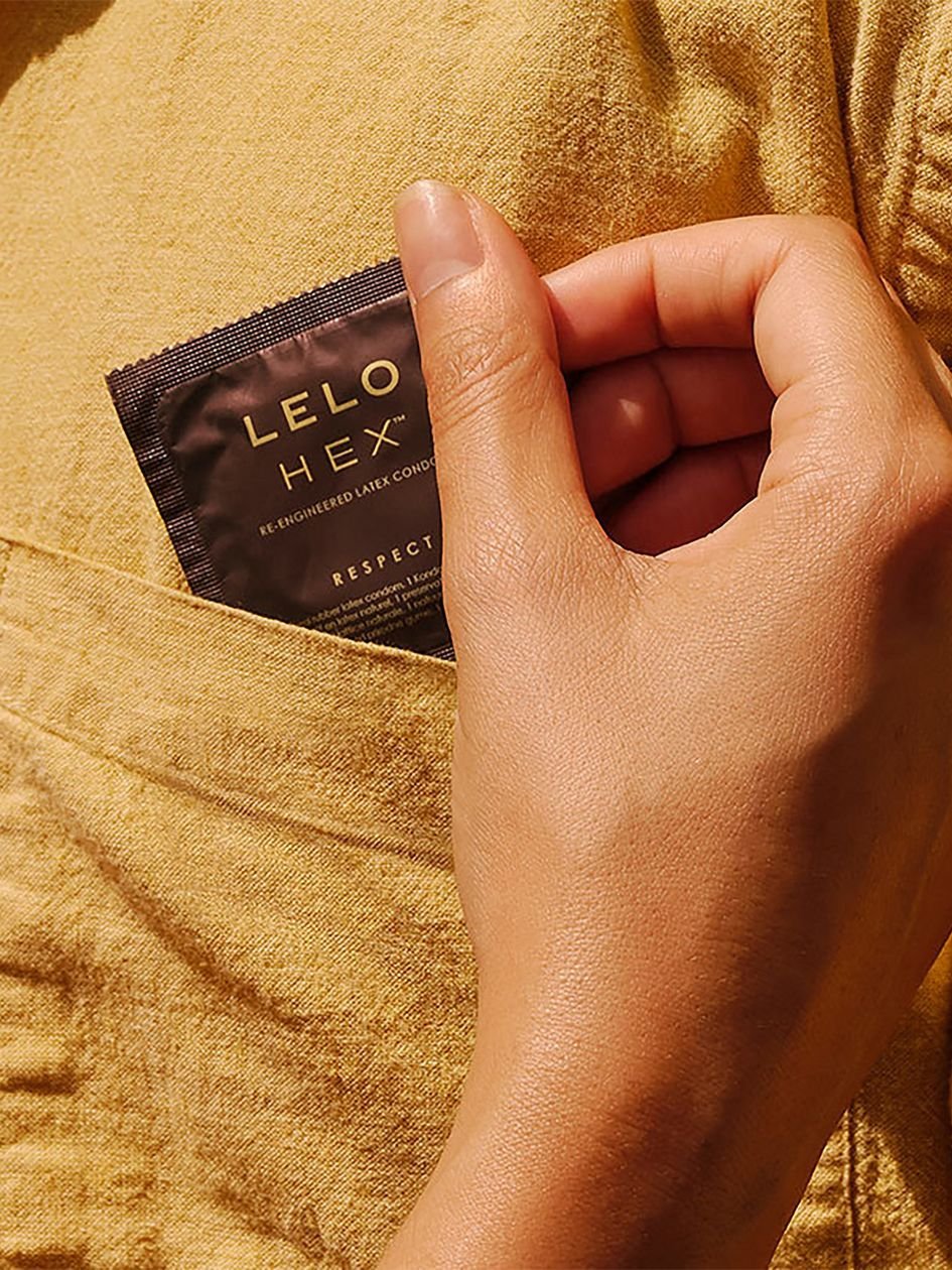 74515.jpg Lelo HEX™ Respect XL Latex Condoms (12 Count) - Image 1