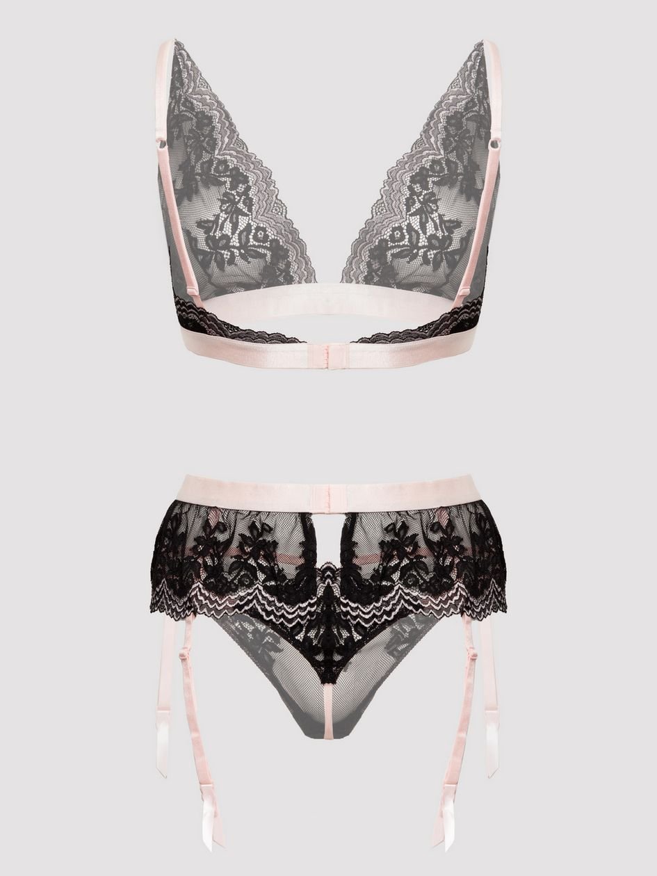 85835.jpg Lovehoney Plus Size Lustrous Lace Black Bra - Image 1